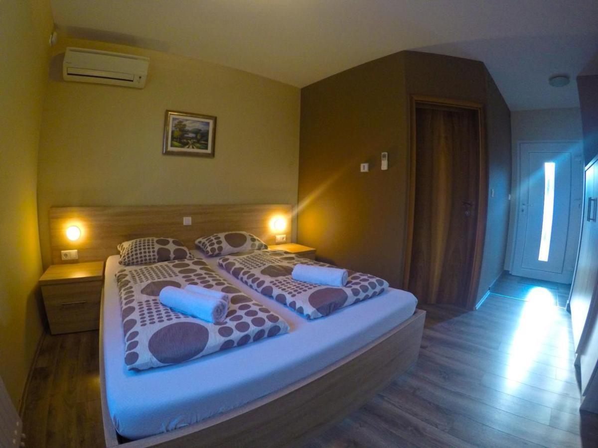 Apartments And Rooms Rea سفيتي مارتن نا موري المظهر الخارجي الصورة