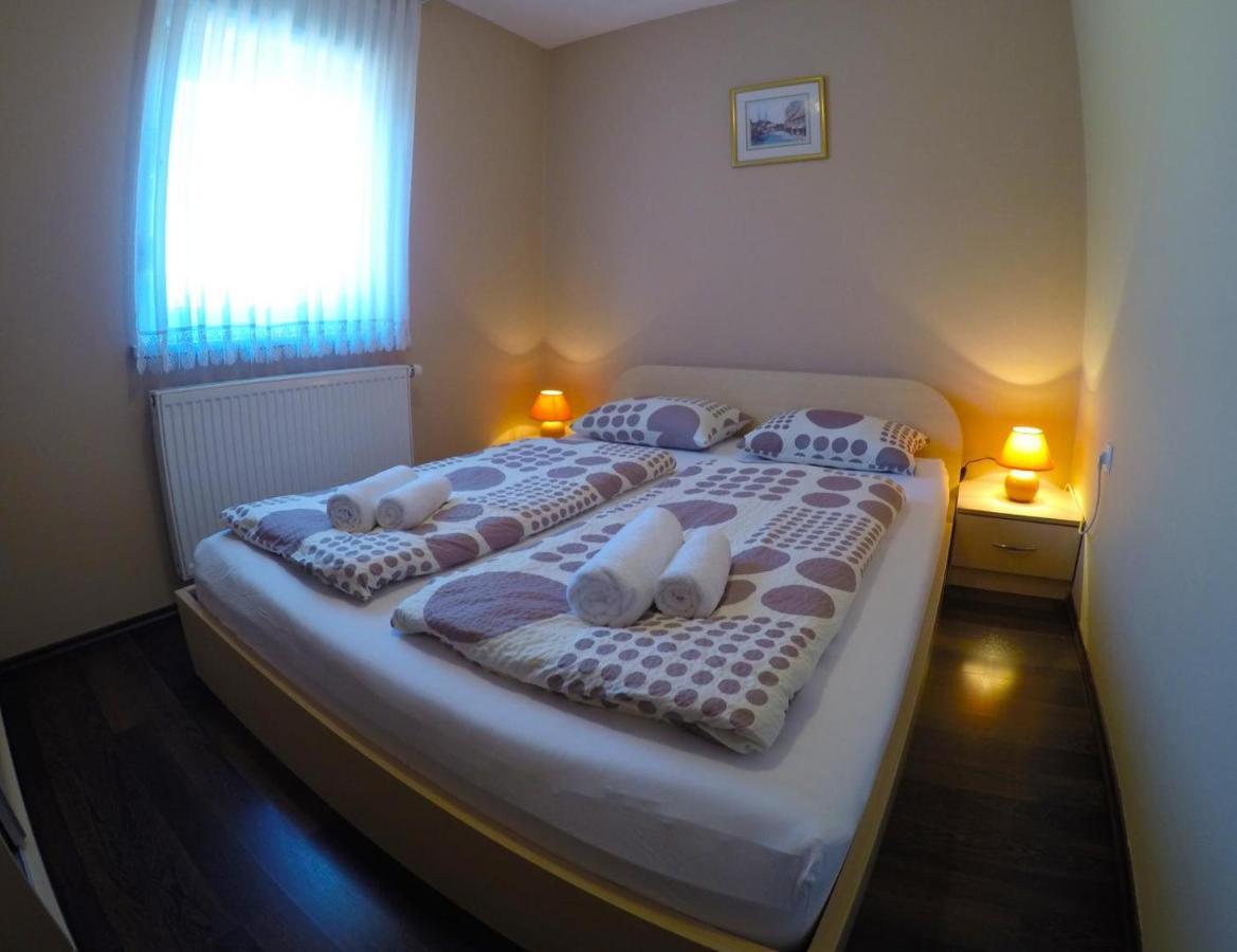 Apartments And Rooms Rea سفيتي مارتن نا موري المظهر الخارجي الصورة